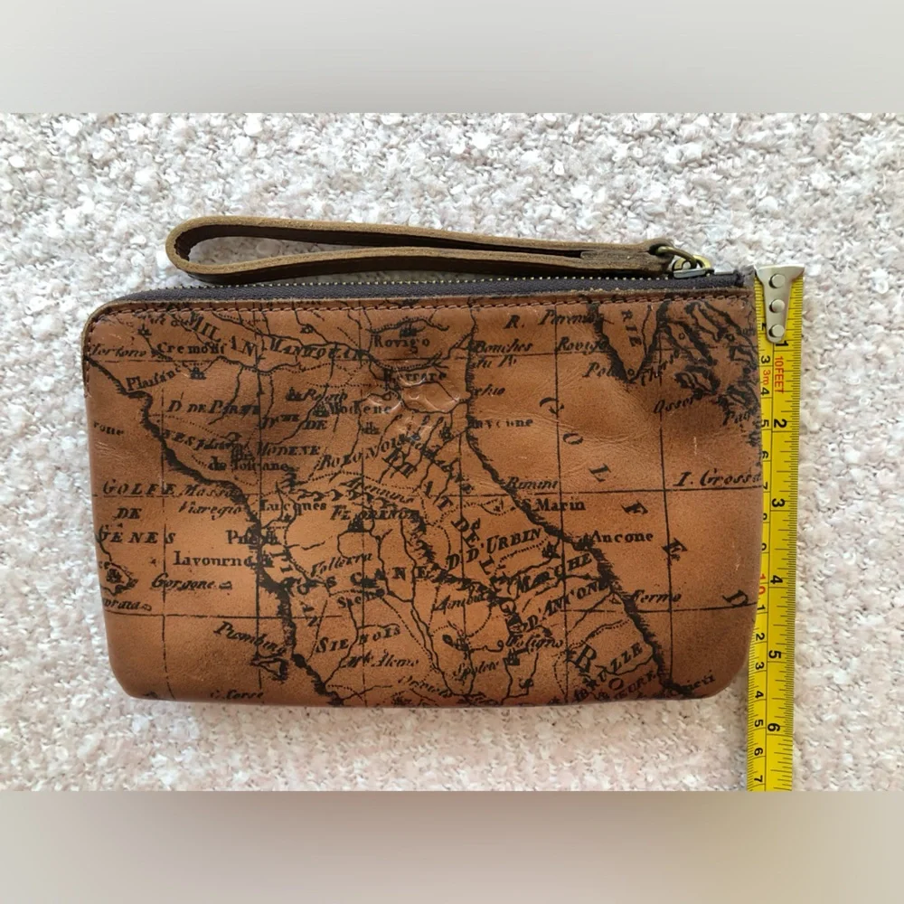 Patricia Nash Leather Wristlet European Map Design Brass Zipper EUC